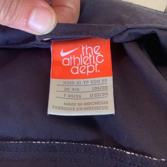 Nike jacket - Picture 4 of 8